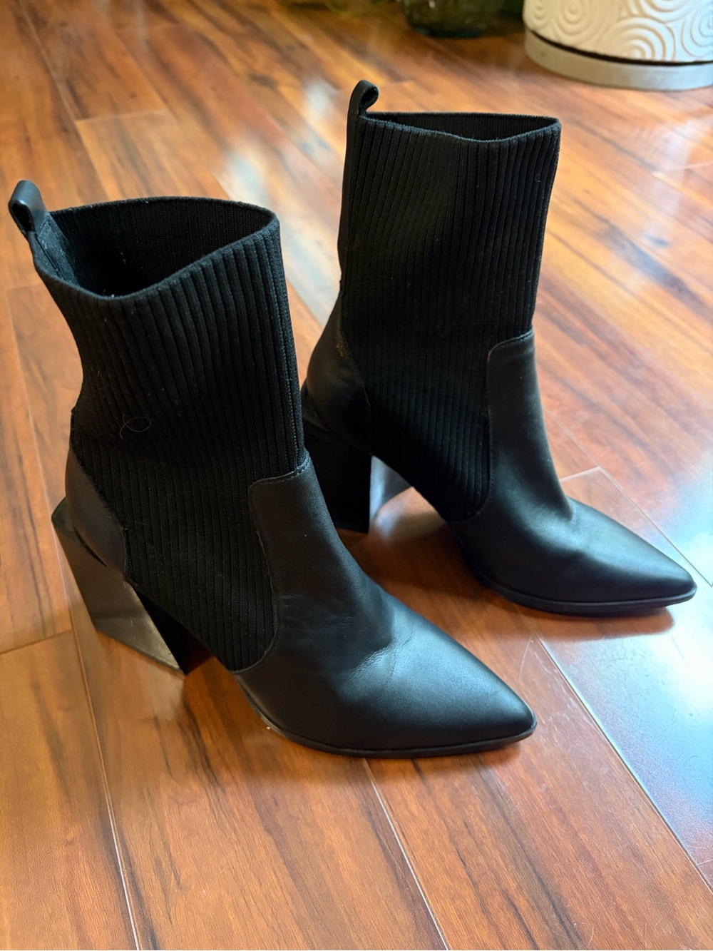 Steve Madden Women's Black Pointed Toe Sock Ankle Boots